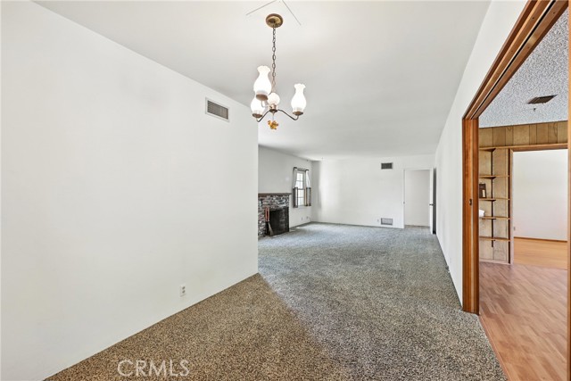 8847 Naomi Avenue, San Gabriel CA: https://media.crmls.org/medias/23c33196-a36a-4511-9bc7-30cc5cc930d0.jpg