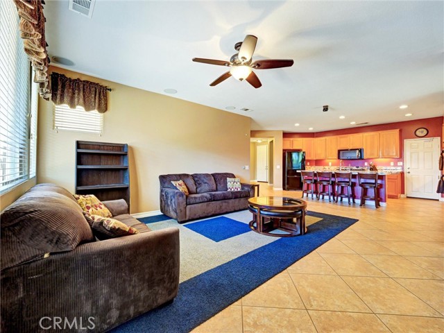 Detail Gallery Image 21 of 59 For 9737 Espada Creek, Moreno Valley,  CA 92557 - 4 Beds | 3 Baths