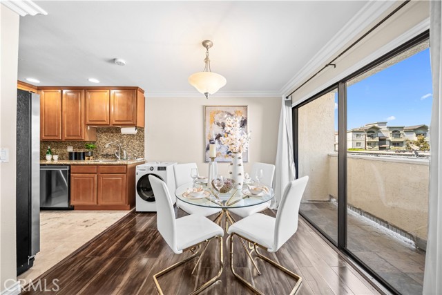 2 Bed Home for Sale in Studio City, California