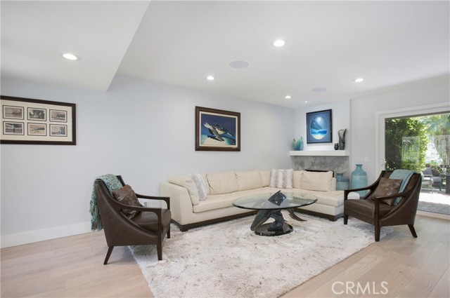 24336 Hillview Drive, Laguna Niguel CA: https://media.crmls.org/medias/23c443d3-6d8c-4c93-a12e-ae711ac1f8d3.jpg
