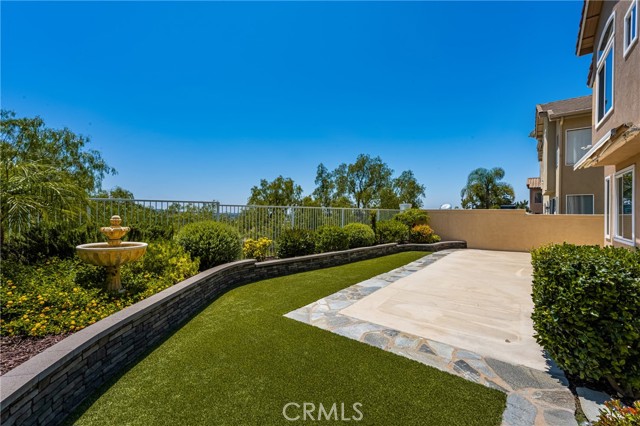 14 Celonova Place, Lake Forest CA: https://media.crmls.org/medias/23c4a42e-3c0c-462f-93f9-694c994c2799.jpg