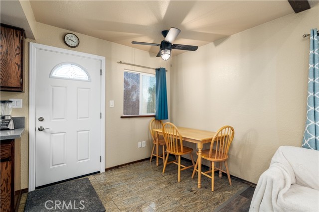 Detail Gallery Image 8 of 40 For 20621 Mountain Ave, Perris,  CA 92570 - 3 Beds | 2 Baths