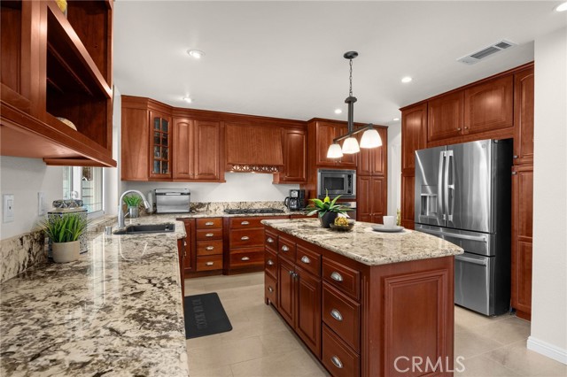 Detail Gallery Image 21 of 50 For 915 S Kings Canyon Rd, Brea,  CA 92821 - 4 Beds | 3 Baths