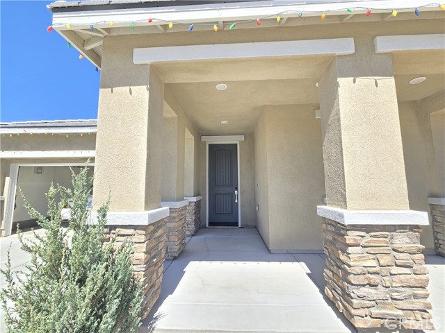 Detail Gallery Image 3 of 32 For 12526 Marmac Ct, Victorville,  CA 92392 - 3 Beds | 2 Baths