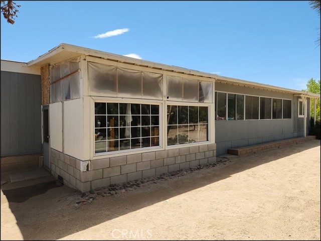 Detail Gallery Image 14 of 50 For 4000 Shepherd Rd, Phelan,  CA 92371 - 3 Beds | 2 Baths
