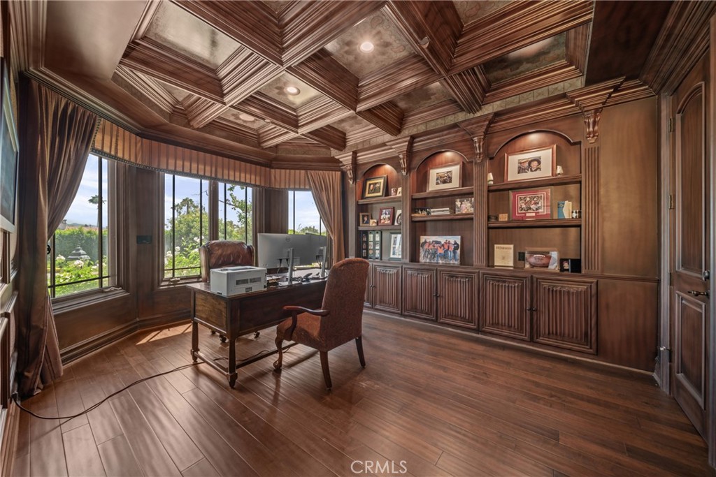 MLS #OC25186135 img 34