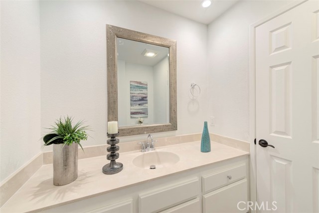 Detail Gallery Image 13 of 39 For 22265 Caminito Tiburon, Laguna Hills,  CA 92653 - 3 Beds | 2 Baths