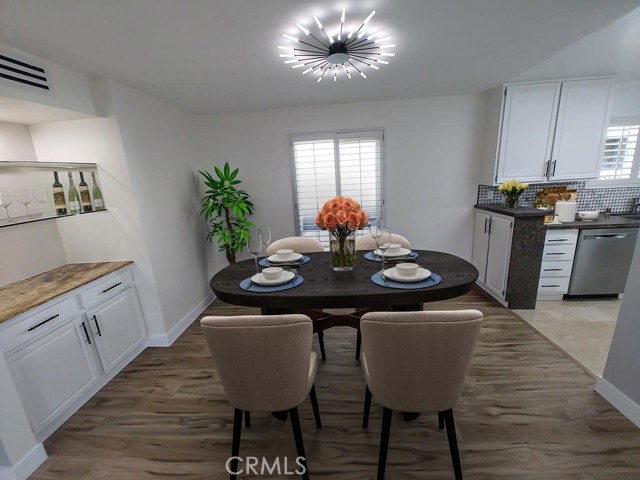 1888 Greenfield Avenue, Los Angeles CA: https://media.crmls.org/medias/23ca9858-afd1-42af-9c5a-7e239ce7c16b.jpg
