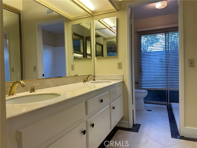 Detail Gallery Image 25 of 47 For 2124 Wildwood Ct, Fullerton,  CA 92831 - 3 Beds | 2 Baths