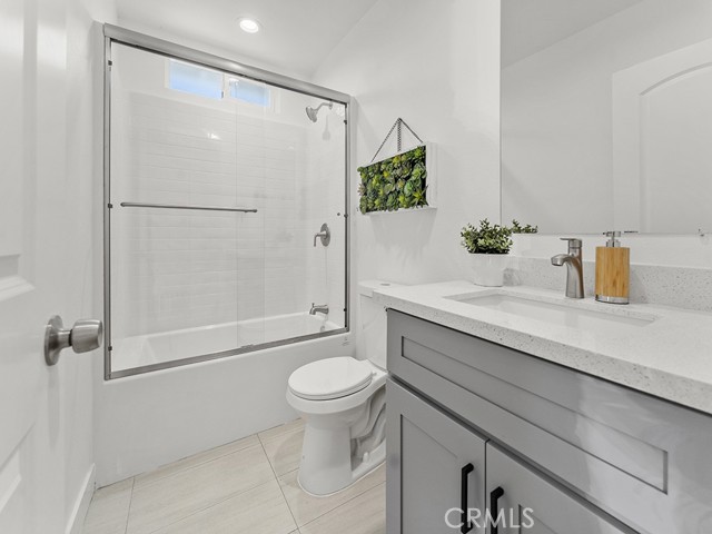 Detail Gallery Image 18 of 22 For 1056 Walter Ave, Tustin,  CA 92780 - 3 Beds | 2 Baths