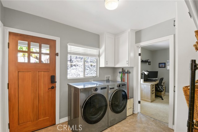 Image 8 of 27 For 9626 La Alba