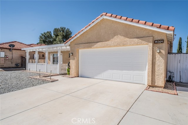 Detail Gallery Image 4 of 37 For 14564 Lilac Rd, Adelanto,  CA 92301 - 3 Beds | 2 Baths