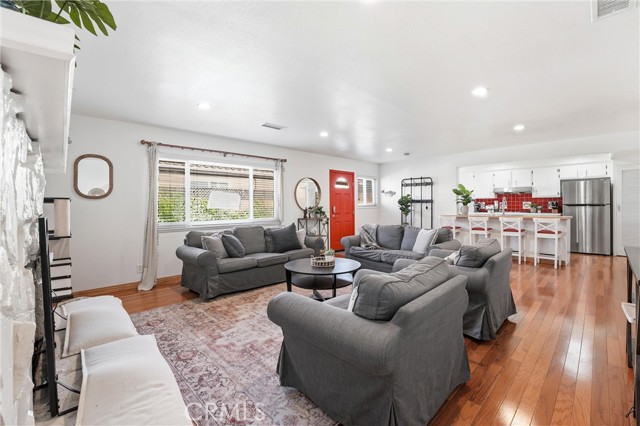 Image 6 of 34 For 713 Sycamore