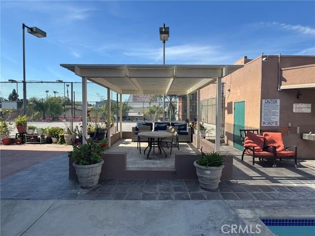 Detail Gallery Image 9 of 13 For 450 E 4th St #437,  Santa Ana,  CA 92701 - 2 Beds | 2 Baths