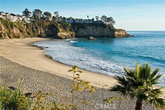 Detail Gallery Image 41 of 44 For 11 N Vista De Catalina, Laguna Beach,  CA 92651 - 4 Beds | 2/1 Baths