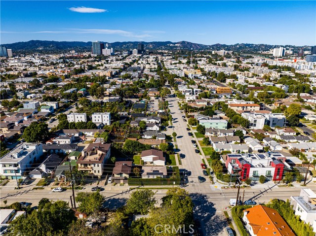 2024 Federal Avenue, Los Angeles, California 90025, 2 Bedrooms Bedrooms, ,1 BathroomBathrooms,Single Family Residence,For Sale,Federal,SB24075821