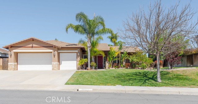 Detail Gallery Image 1 of 34 For 23910 Timothy Ave, Murrieta,  CA 92562 - 5 Beds | 2/1 Baths