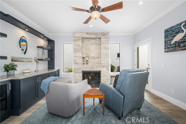 Image 18 of 72 For 1713 Electric Avenue