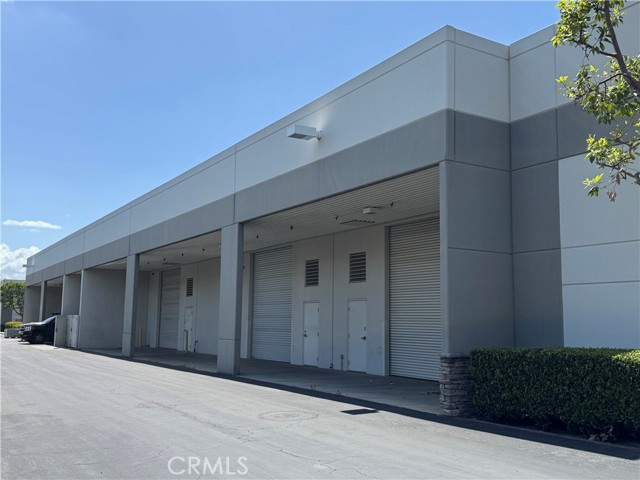 1115 S Grove Avenue, Ontario, California 91761, ,Commercial Lease,For Rent,1115 S Grove Avenue,CRTR25046526