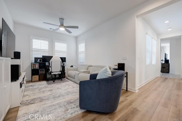Detail Gallery Image 11 of 24 For 1127 Camino Levante, Chula Vista,  CA 91913 - 4 Beds | 3 Baths