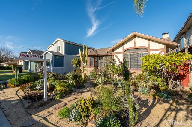 Detail Gallery Image 7 of 38 For 8543 6th, Downey,  CA 90241 - 3 Beds | 2 Baths