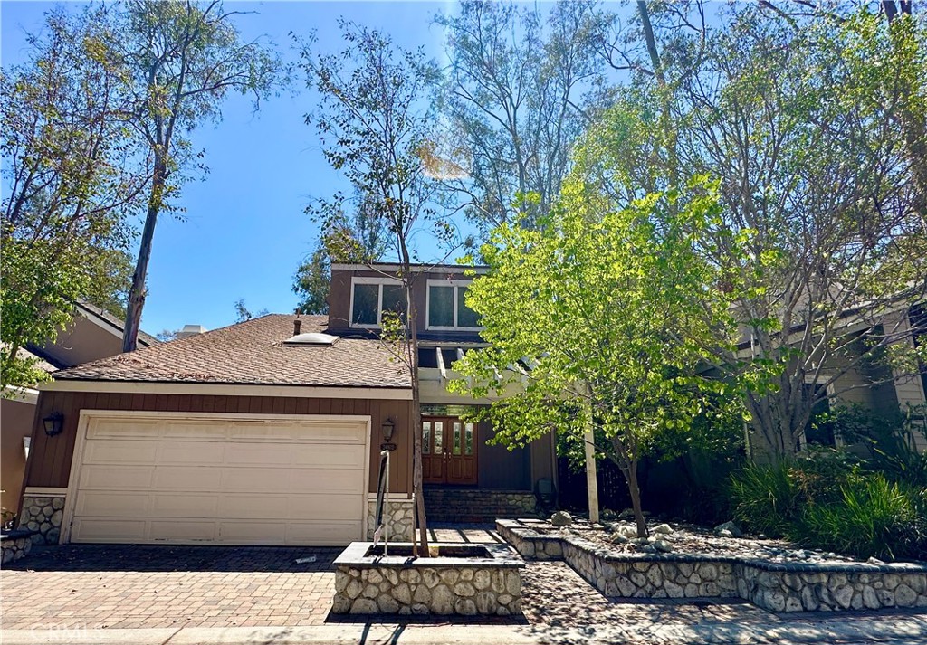 23d20cf5 2394 47b8 8861 F943d653709f