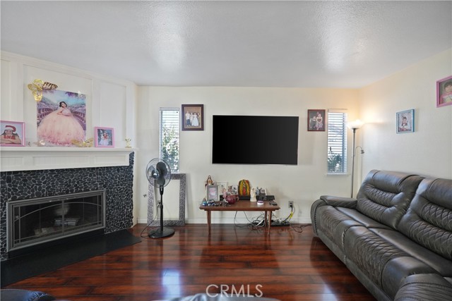 Detail Gallery Image 17 of 39 For 487 E 1st St, San Jacinto,  CA 92583 - 3 Beds | 2/1 Baths