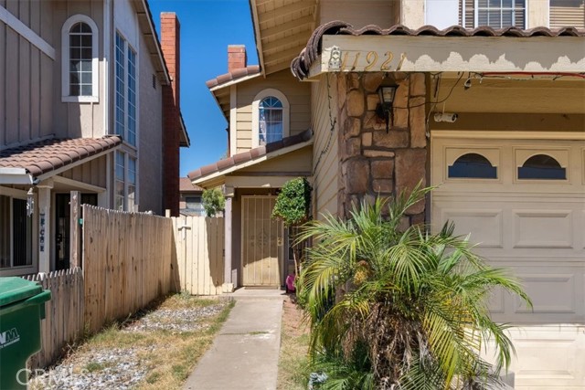 Detail Gallery Image 4 of 28 For 11921 Wild Flax Ln, Moreno Valley,  CA 92557 - 3 Beds | 2/1 Baths