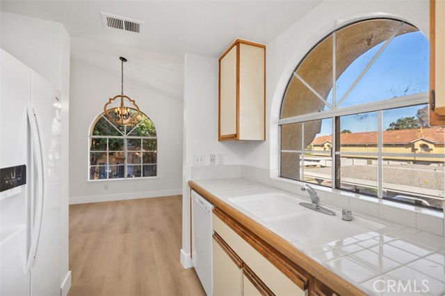 Detail Gallery Image 15 of 36 For 89 Alberti Aisle, Irvine,  CA 92614 - 2 Beds | 2 Baths