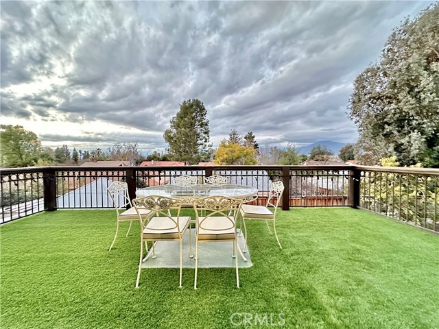 Detail Gallery Image 39 of 56 For 1421 Diamond Ct, Redlands,  CA 92374 - 5 Beds | 2/1 Baths