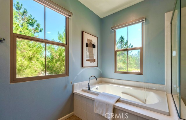 55 Decker, Irvine CA: https://media.crmls.org/medias/23d424d2-26ce-4f75-97e5-b9c3375b6b67.jpg