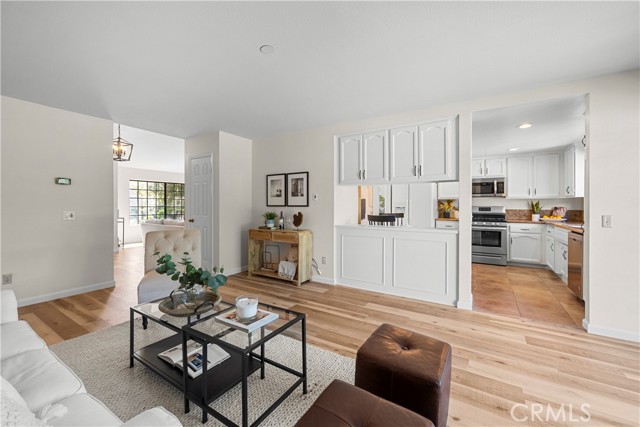 Detail Gallery Image 16 of 35 For 20557 Jay Carroll Drive, Saugus,  CA 91350 - 4 Beds | 2 Baths