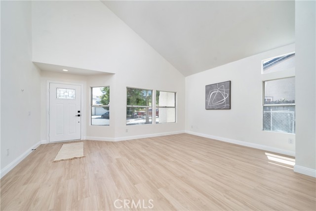 23760 Timber Bluff Court, Moreno Valley CA: https://media.crmls.org/medias/23d51f74-ac44-478b-8289-15563943e897.jpg