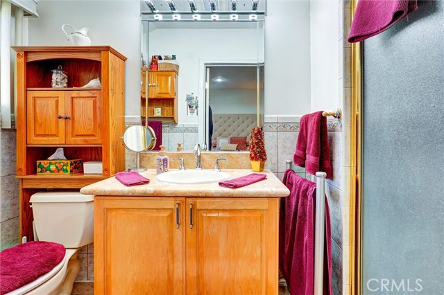 Detail Gallery Image 24 of 33 For 1350 Graynold Ave, Glendale,  CA 91202 - 3 Beds | 2 Baths