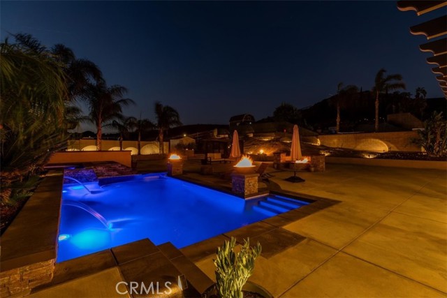 239 Cross Rail Lane, Norco CA: https://media.crmls.org/medias/23d78e31-af9e-46e4-a877-bbde9e828726.jpg
