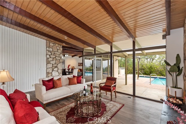 6 Sundown Drive, Rolling Hills Estates, California 90274, 3 Bedrooms Bedrooms, ,2 BathroomsBathrooms,Residential,Sold,Sundown,SB21200271