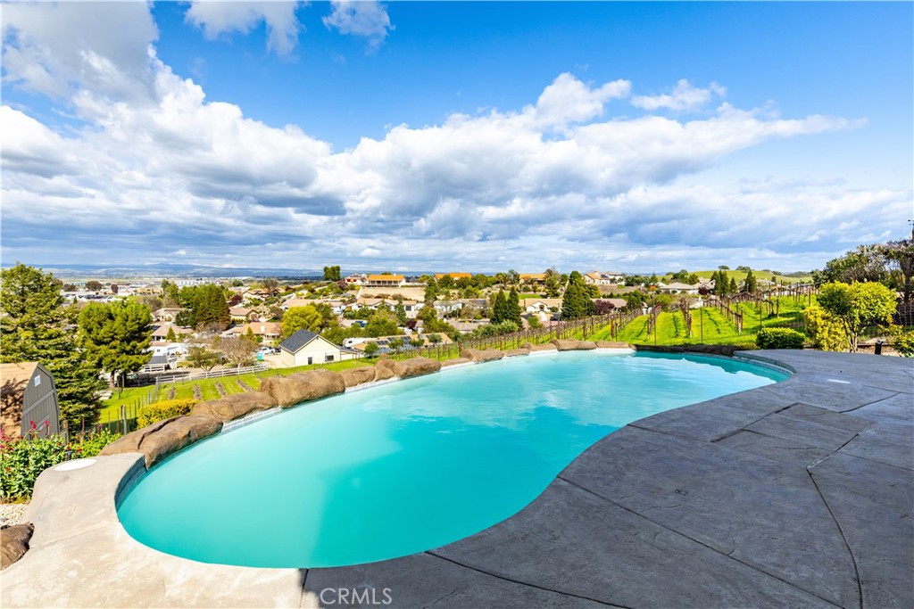 940 Walnut Drive