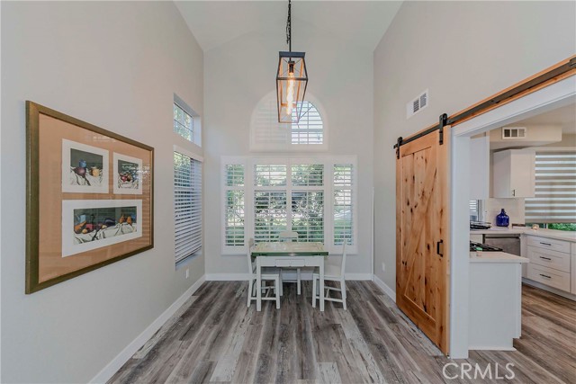 Detail Gallery Image 20 of 67 For 16396 High Bluff Ct, Riverside,  CA 92503 - 4 Beds | 3 Baths