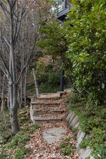 Detail Gallery Image 44 of 47 For 654 S Cumberland, Lake Arrowhead,  CA 92352 - 5 Beds | 5 Baths