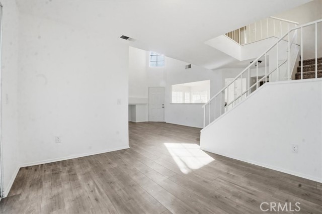 Detail Gallery Image 8 of 46 For 29340 Crest View Ln, Highland,  CA 92346 - 3 Beds | 2/1 Baths