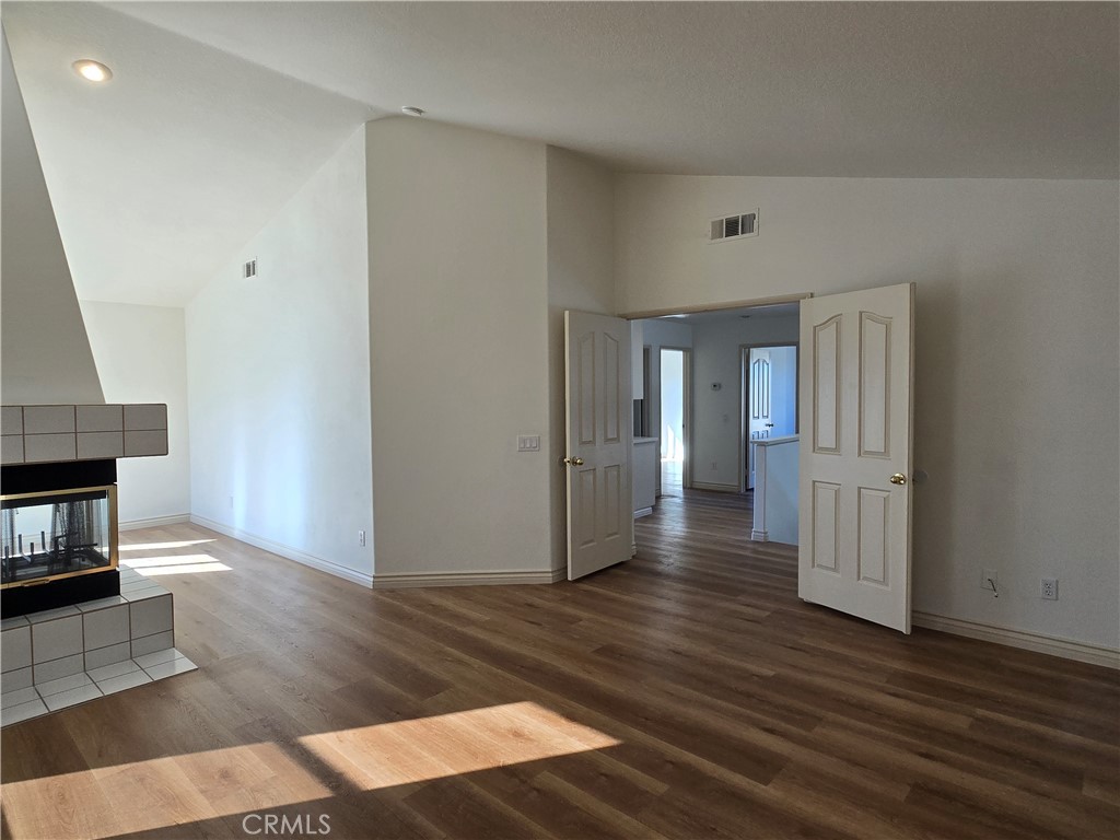 MLS #CV25265045 image #21