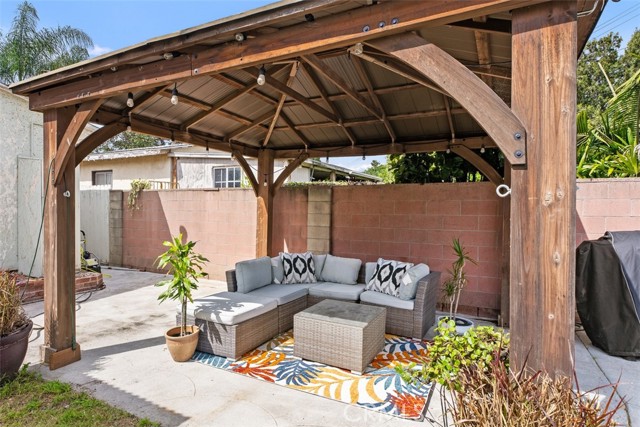 Detail Gallery Image 17 of 23 For 1719 W Sumac Ln, Anaheim,  CA 92804 - 3 Beds | 1 Baths