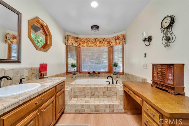 Detail Gallery Image 25 of 59 For 15883 Condor Ridge, Canyon Country,  CA 91387 - 5 Beds | 3/1 Baths