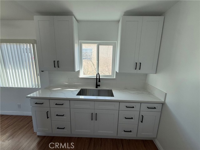 Detail Gallery Image 2 of 15 For 7159 Greeley Street #F,  Tujunga,  CA 91042 - 2 Beds | 1 Baths