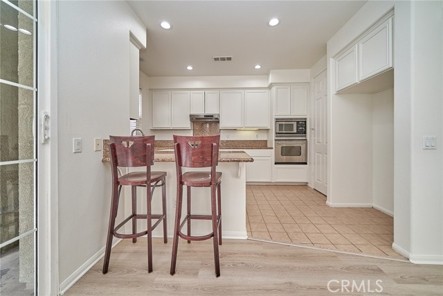 Detail Gallery Image 5 of 61 For 20520 Earl, Torrance,  CA 90503 - 3 Beds | 3 Baths