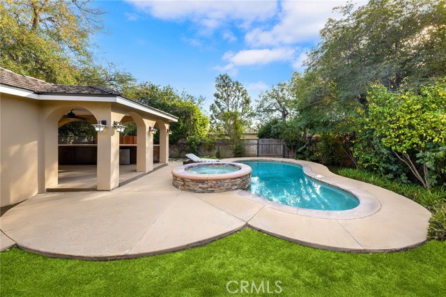 Detail Gallery Image 27 of 33 For 2270 Brentford Rd, San Marino,  CA 91108 - 3 Beds | 2/1 Baths