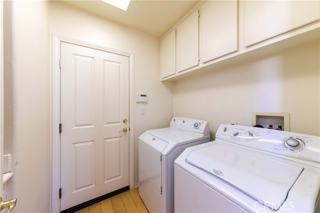 2161 S Ferrier Court, La Habra CA: https://media.crmls.org/medias/23dc91d4-a246-4813-a5ab-2b0090cb84c1.jpg