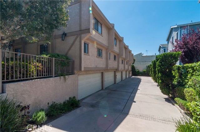 Driveway to Garage