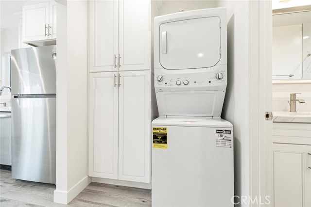 Detail Gallery Image 12 of 14 For 17222 Horace St, Granada Hills,  CA 91344 - 1 Beds | 1 Baths