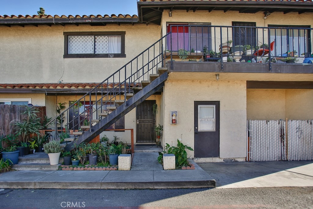 3961 w mcfadden ave C C, Santa Ana, CA 92704